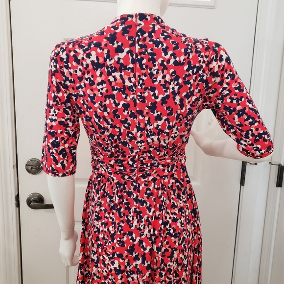 Vince Camuto Red and Black Patterned Midi Dress - Picture 7 of 12